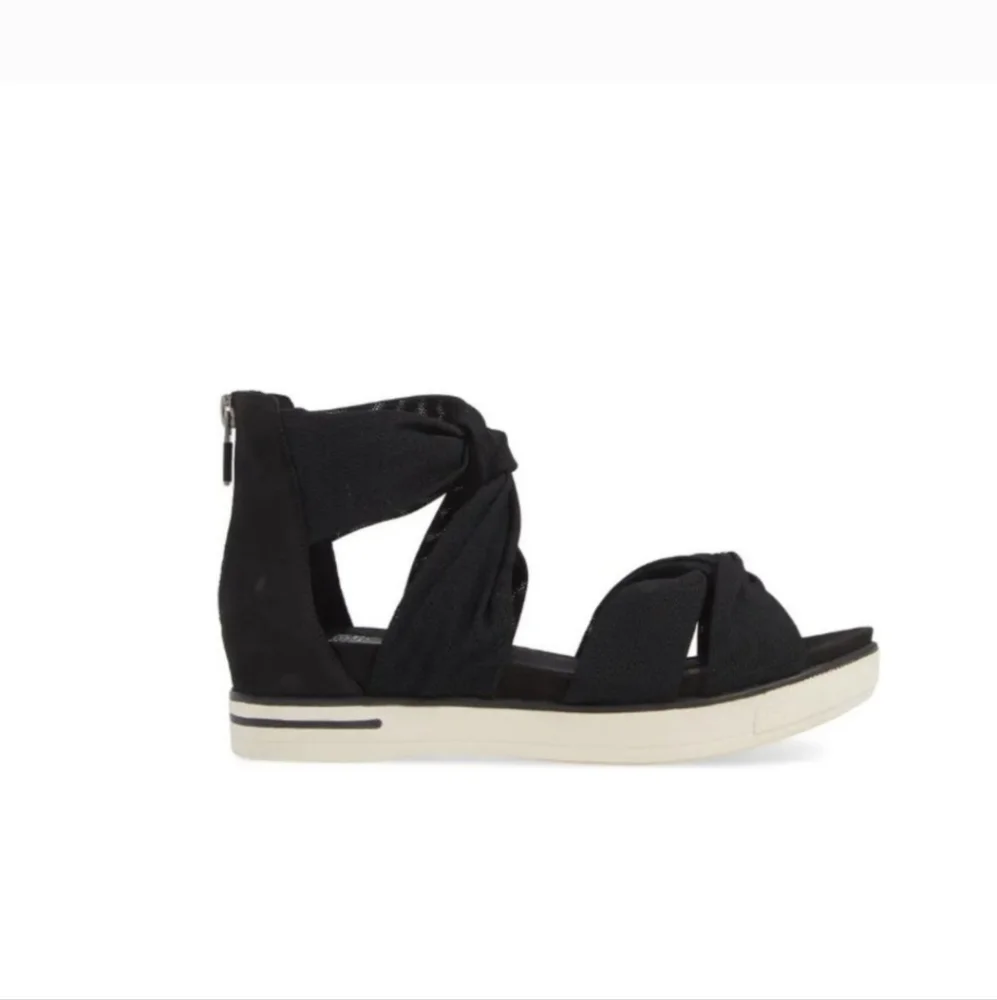 Eileen Fisher Zanya Platform Gladiator‎ Sandals Black